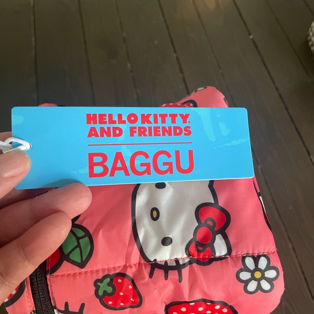 Baggu x Hello Kitty and Friends Puffy Lunch Bag - Picture 6 of 13